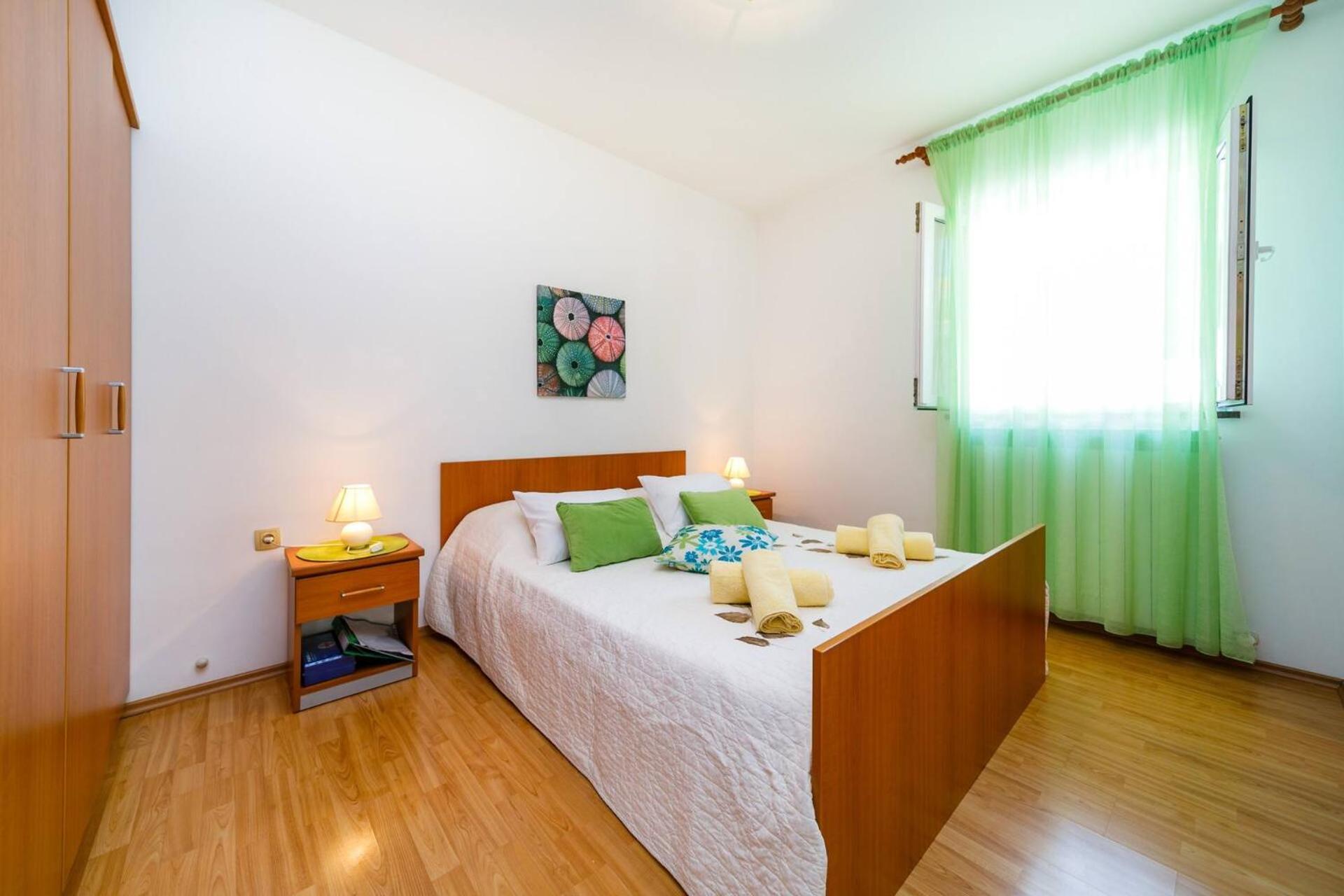 Apartments Paradiso Кърк Екстериор снимка