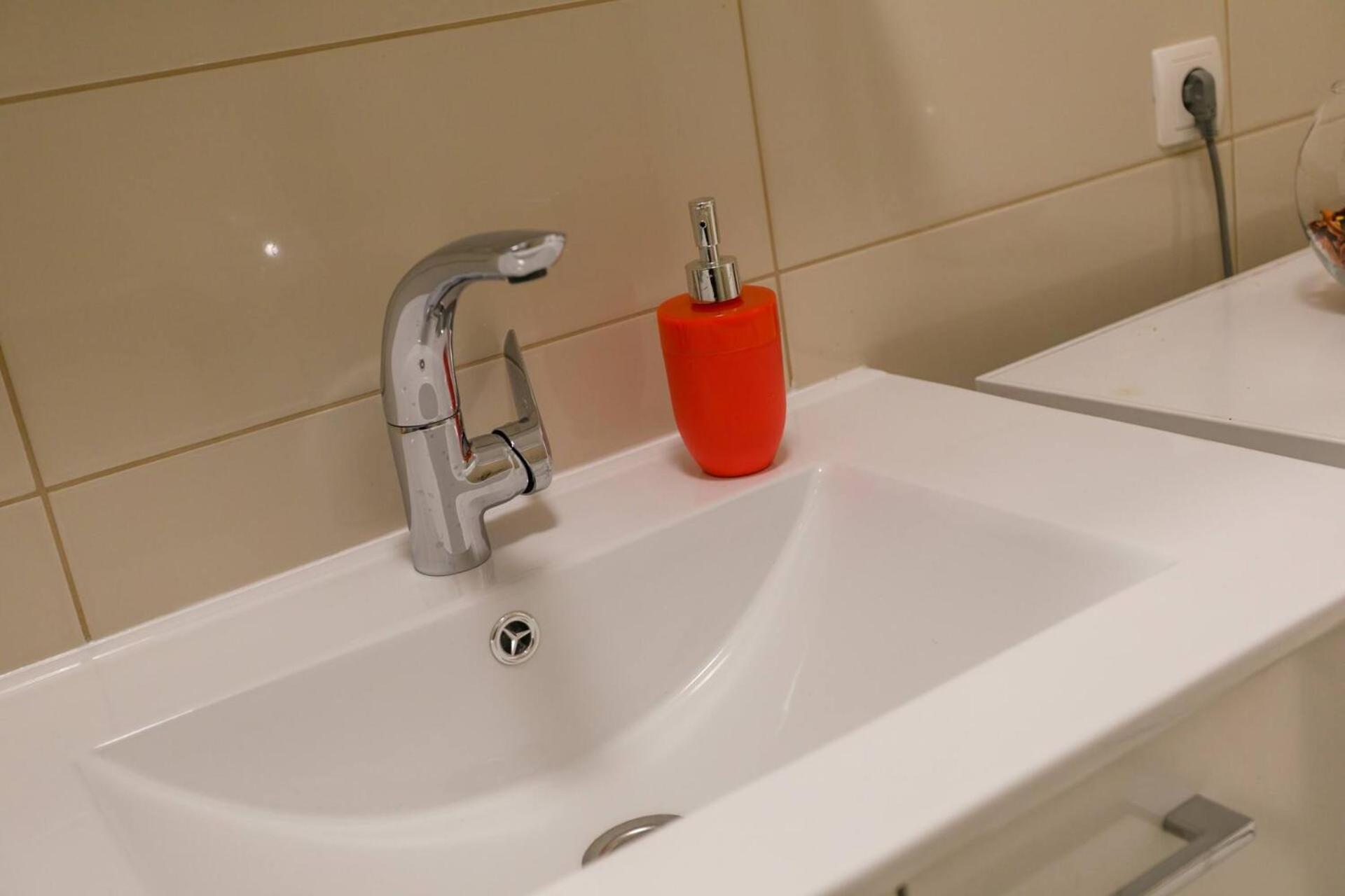 Apartments Paradiso Кърк Екстериор снимка