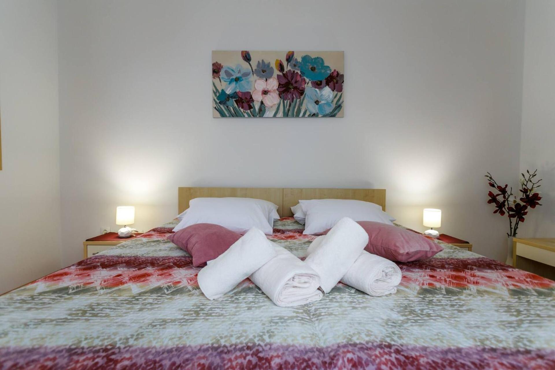 Apartments Paradiso Кърк Екстериор снимка