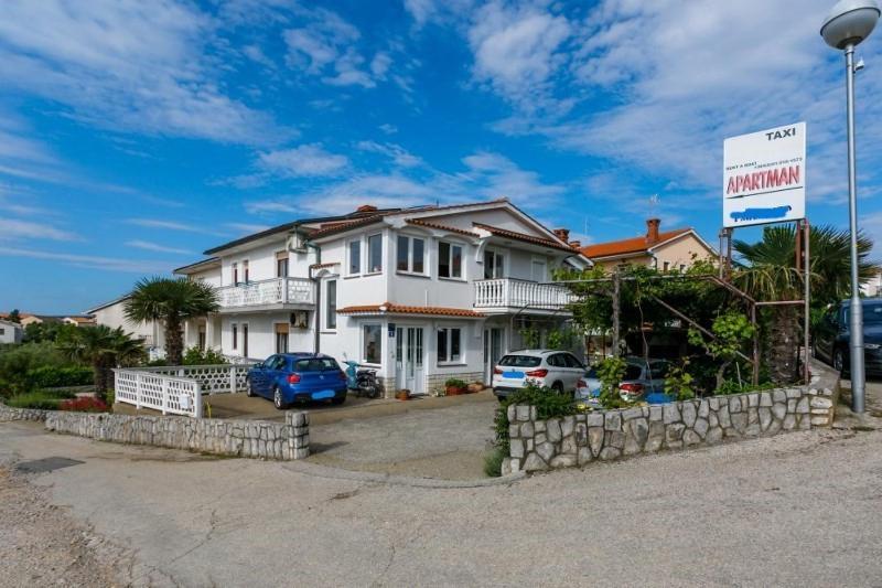 Apartments Paradiso Кърк Екстериор снимка